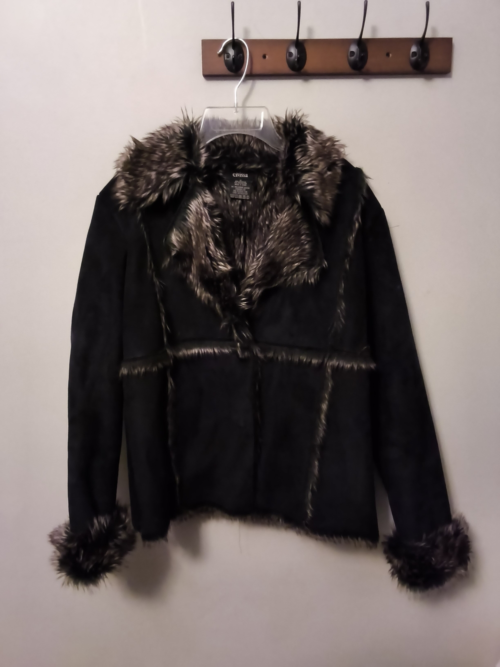 Cozy Faux-Shearling Black Jacket with Fur Trim